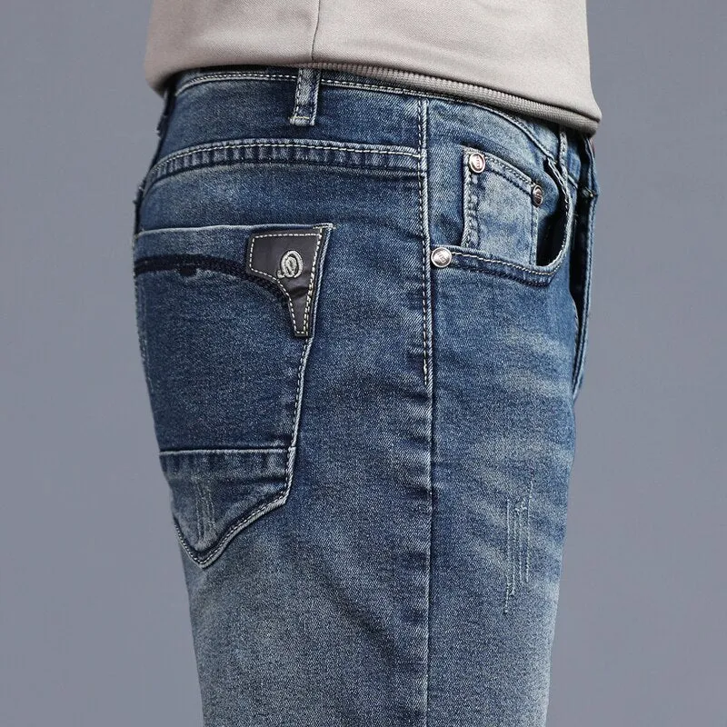 Vinny Straight Jeans